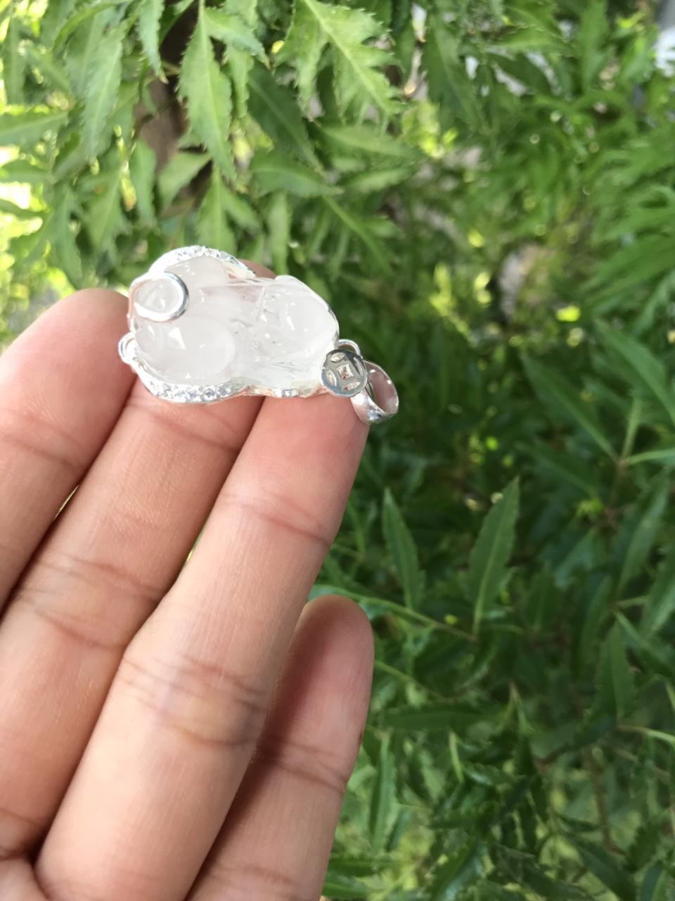 Tỳ hưu thạch anh trắng thiên nhiên - xưởng buôn đá phong thủy Huỳnh Đào