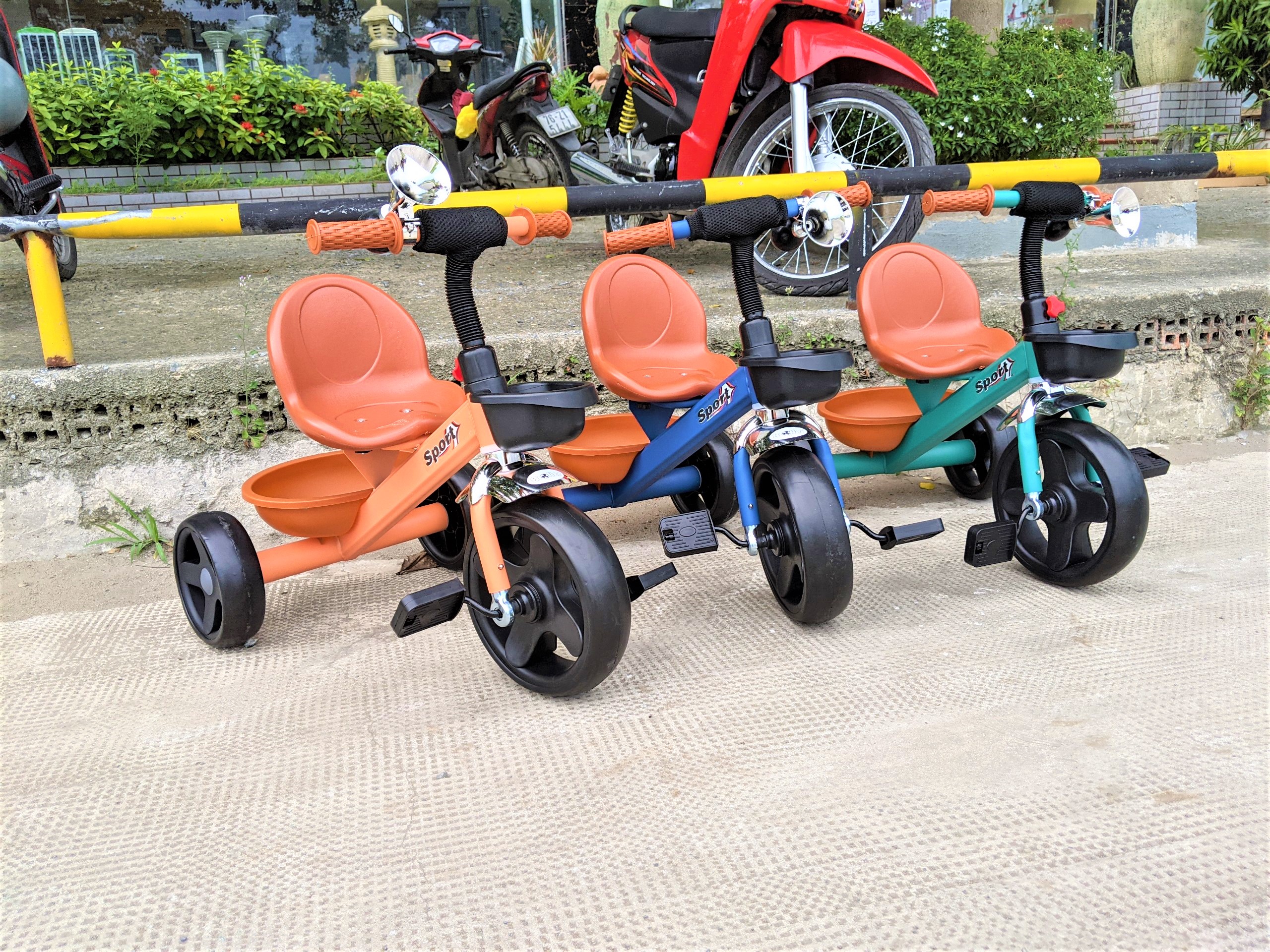 Xe ba bánh cho trẻ broller baby plaza xd3-902