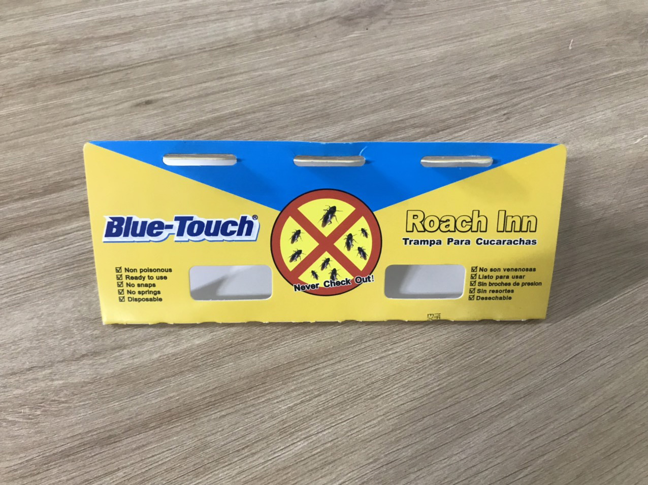 Keo bẫy gián và các loại côn trùng bò Bule Touch