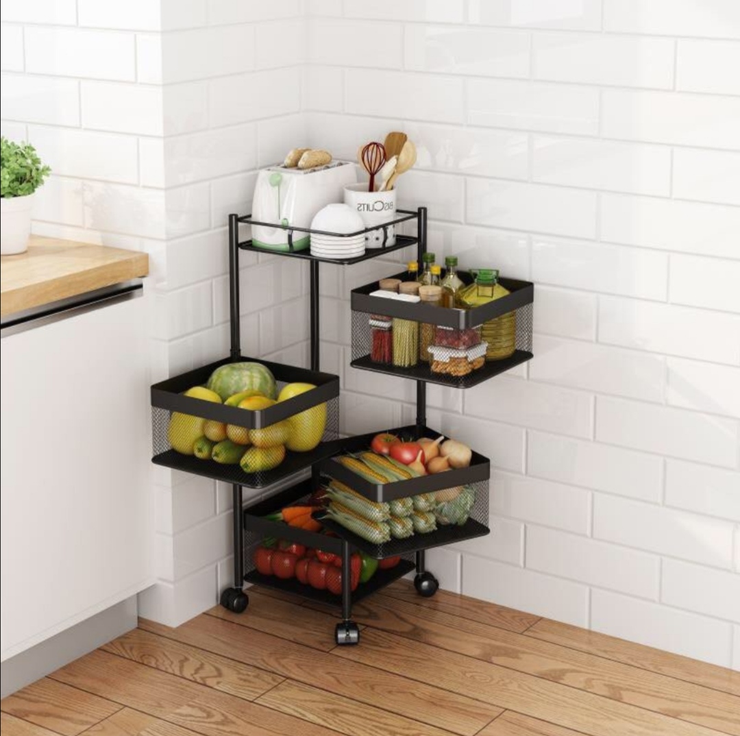 Kệ sắt xoay vuông đựng đồ đa năng. Loại 3 - 4 - 5 tầng. Sắt sơn tĩnh điện cao cấp. Chân bánh xe xoay 360 độ. Dễ dàng di chuyển
