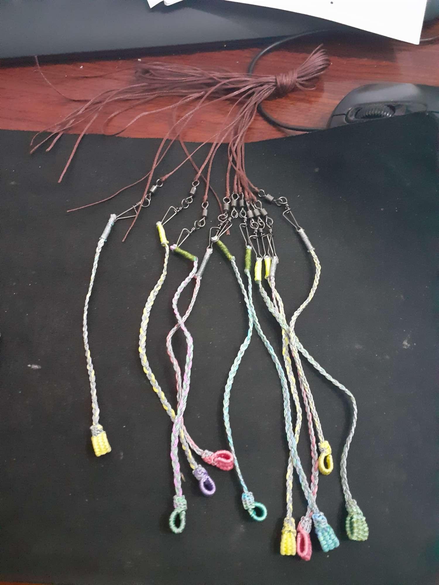 2 sợi xích chân chim chòe than,chào mào