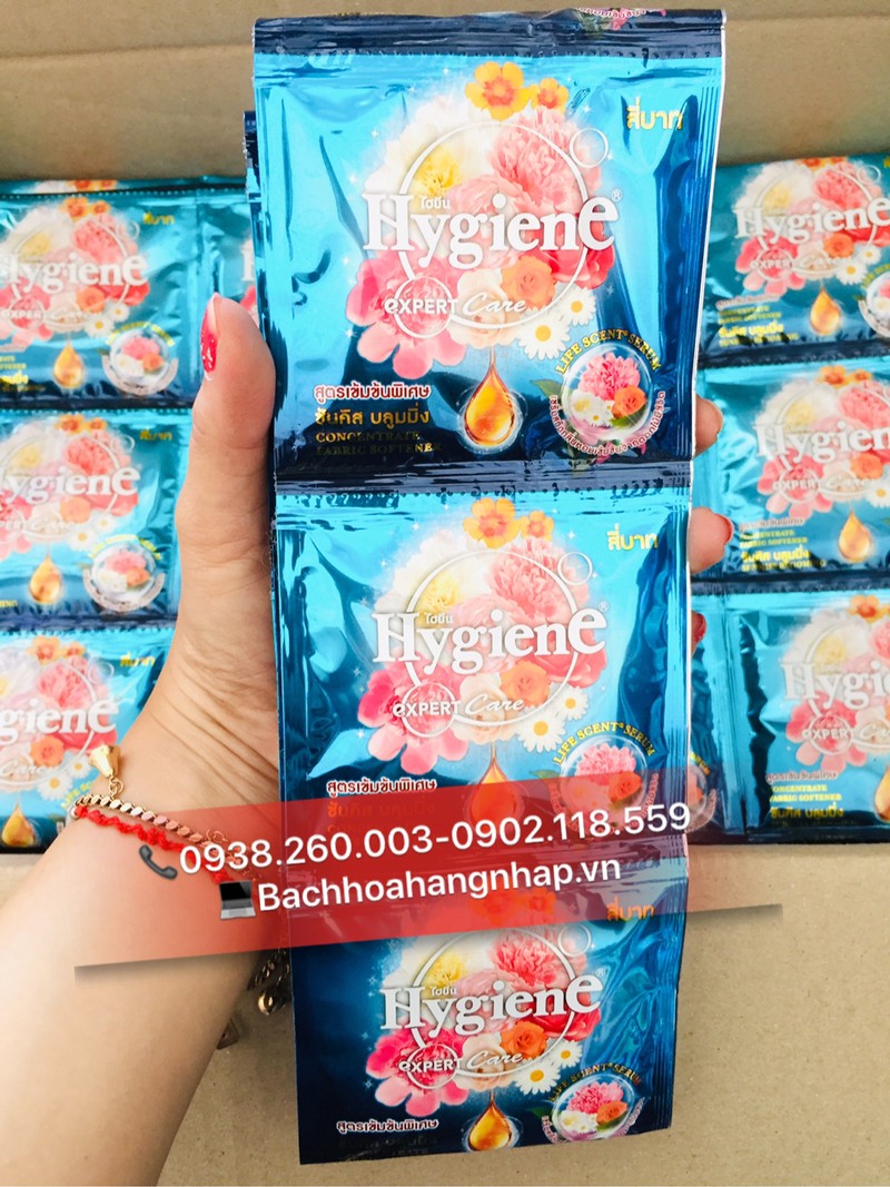 [HCM]Nước xả vải đậm đặc làm mềm vải Hygiene 1 dây 12 gói (Xanh Serum)