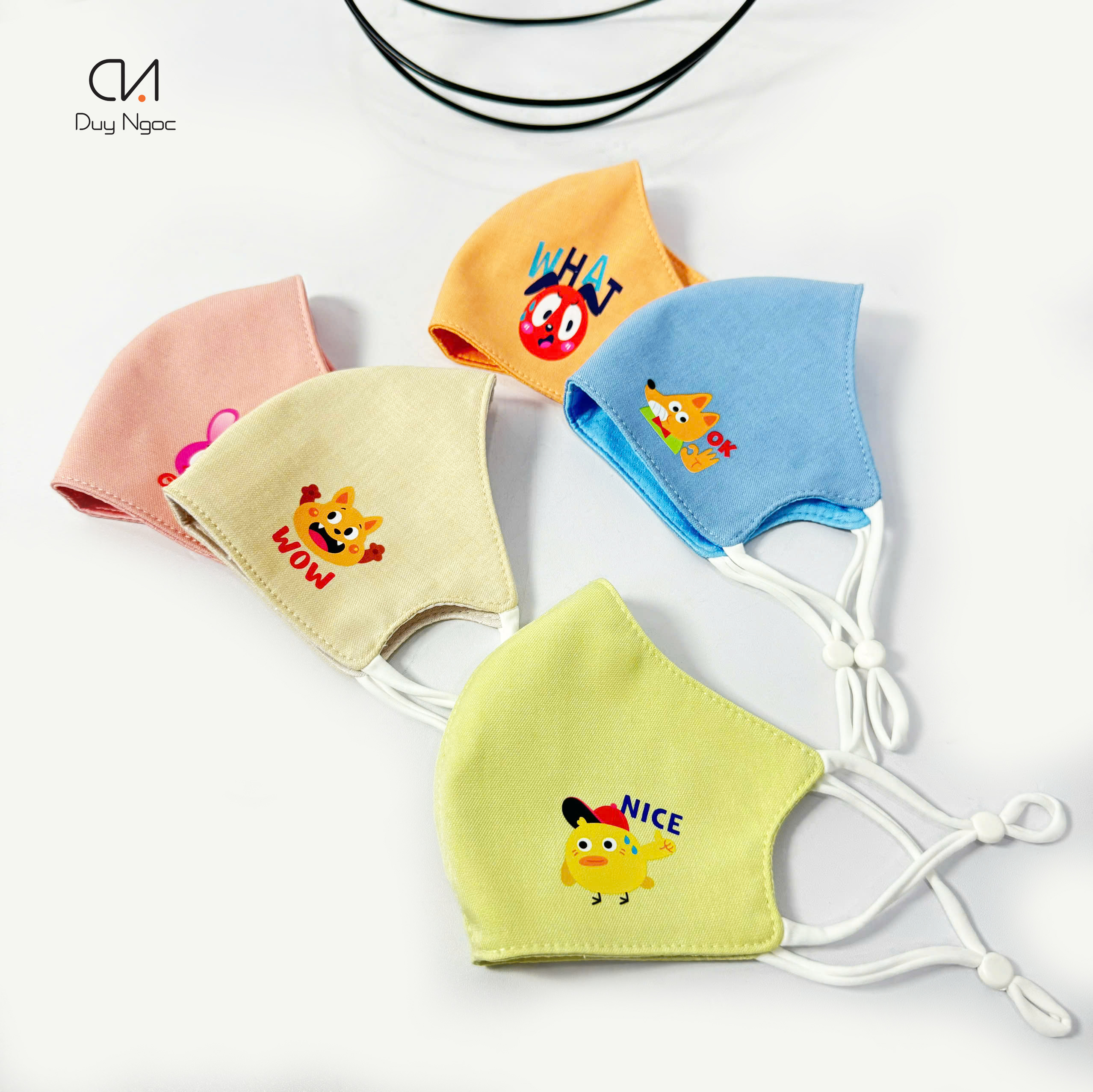 Khẩu trang Vải trẻ em Duy Ngọc cao cấp, Emotion, cho bé 6-12 tuổi, vải cotton thoáng mát - Hàng chính hãng (6736)