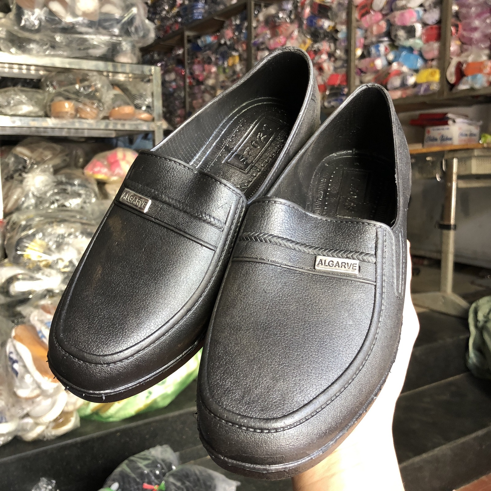 Giày nhựa đen nam bảo hộ lao động xây dựng, chống thấm nước hàng đẹp giá rẻ