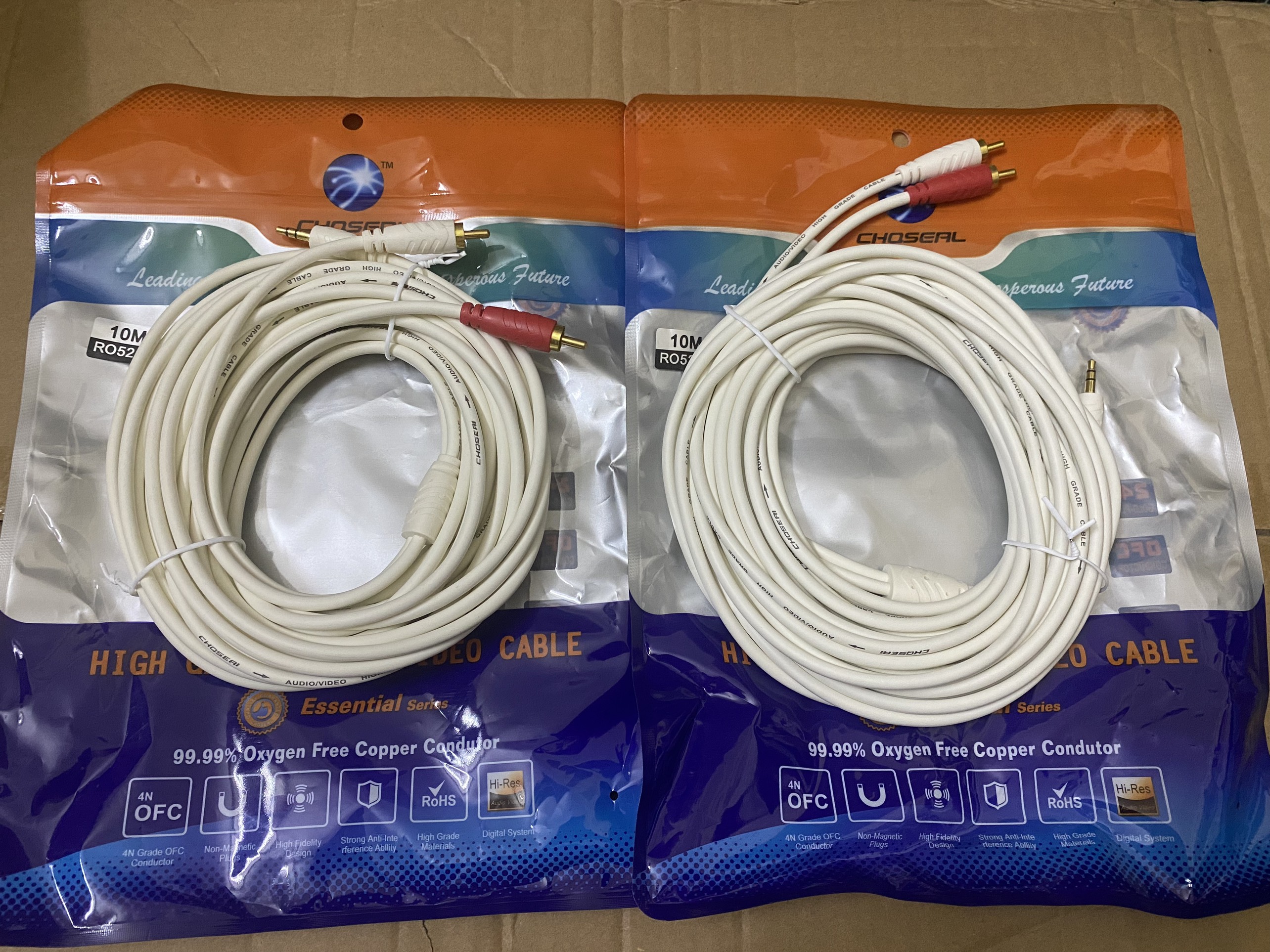 Dây av 1 ra 2 choseal ro5218 , dây loa 1 đầu 3.5 ra 2 đầu av cao cấp dài 1.8m, 3m, 5m, 10m, chống sôi, nhiễu