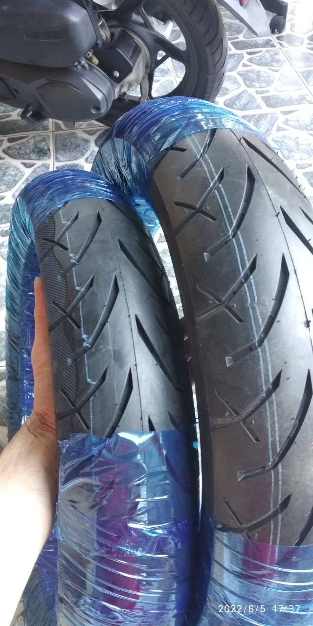Lốp xe máy 110/90-14 🏍HOT🏍 Lốp sau cho xe SH MODE,PCX 125,VAIRO 150......,và các loại xe khác dùng mâm 14Inch ...mới 100% rẻ,đẹp,bền.