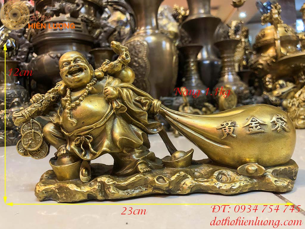 Tượng Di Lặc Kéo Bao Tiền Bằng Đồng Thau