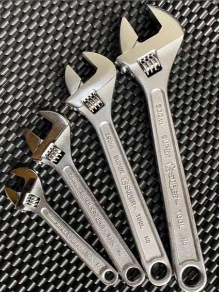 Mỏ lết Nhật bãi đủ cỡ - Made in Japan