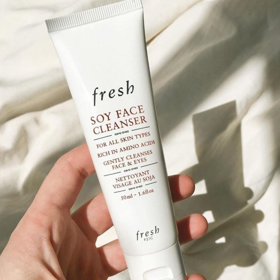 Sữa rửa mặt fresh soy face cleanser mỹ