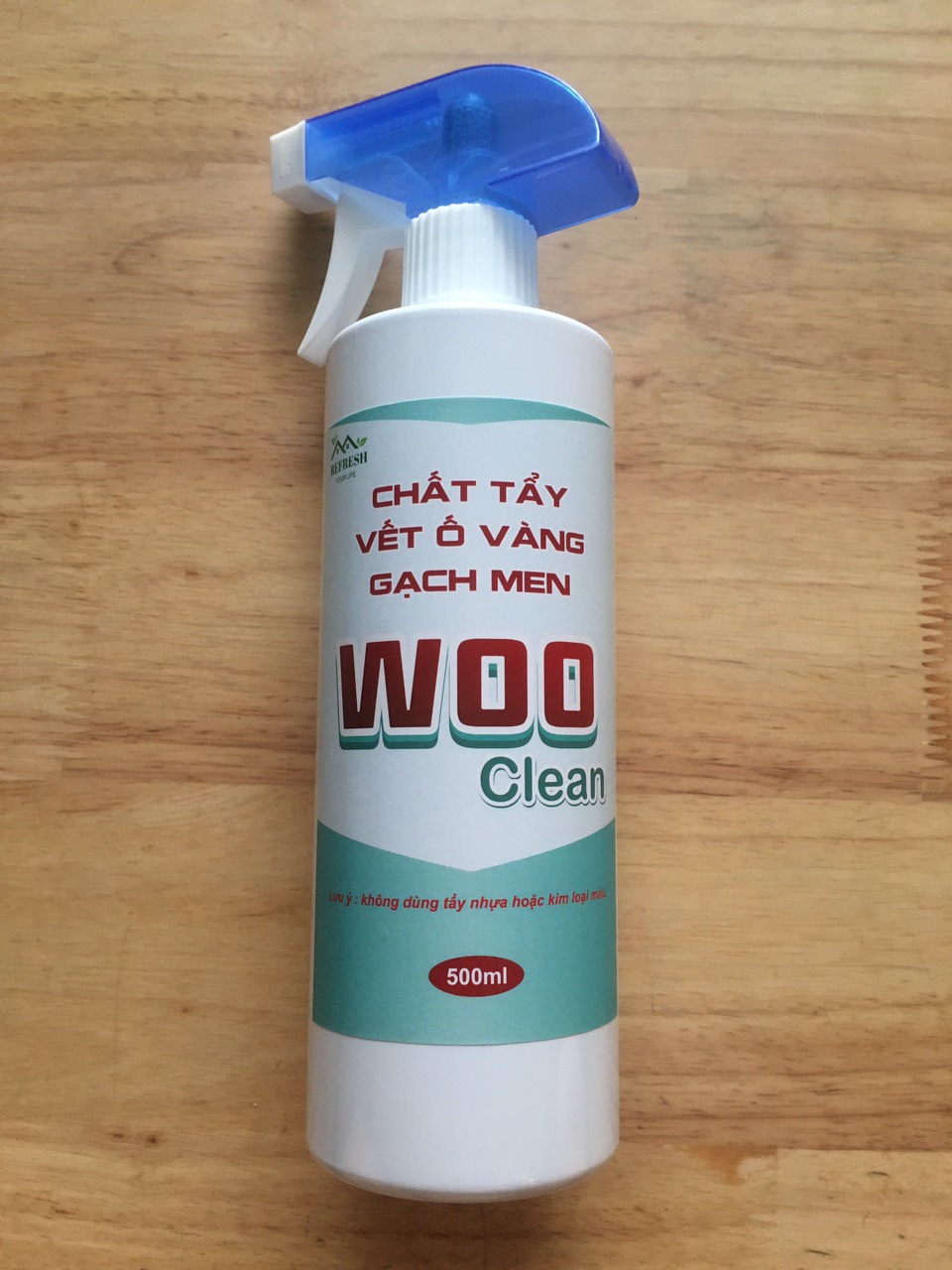 Chất tẩy vết ố vàng trên gạch men, tẩy vết đất đỏ trên gạch men, tẩy rỉ sét, tẩy cặn canxi trên thiết bị vệ sinh bằng inox