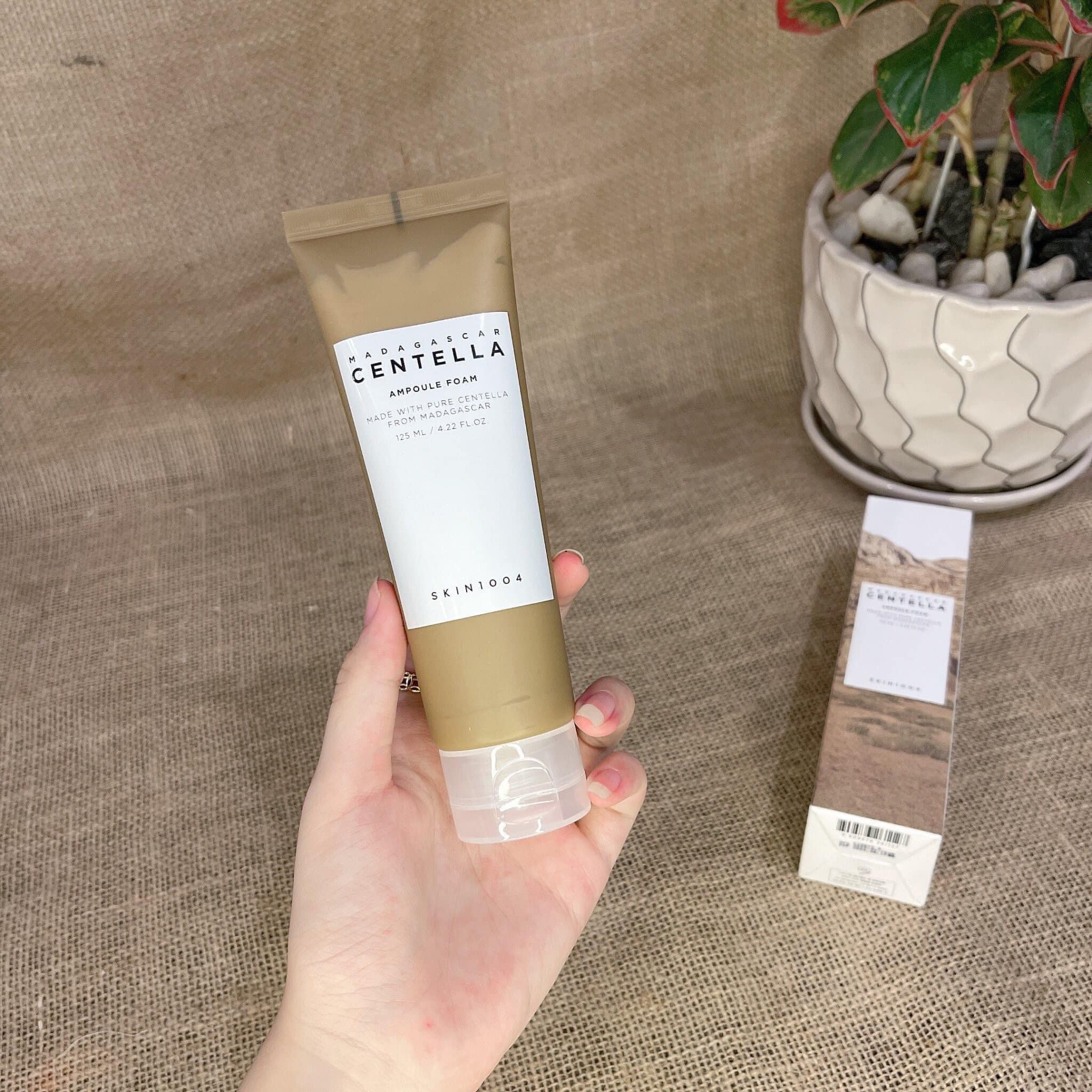 Sữa rửa mặt centella skin 1004