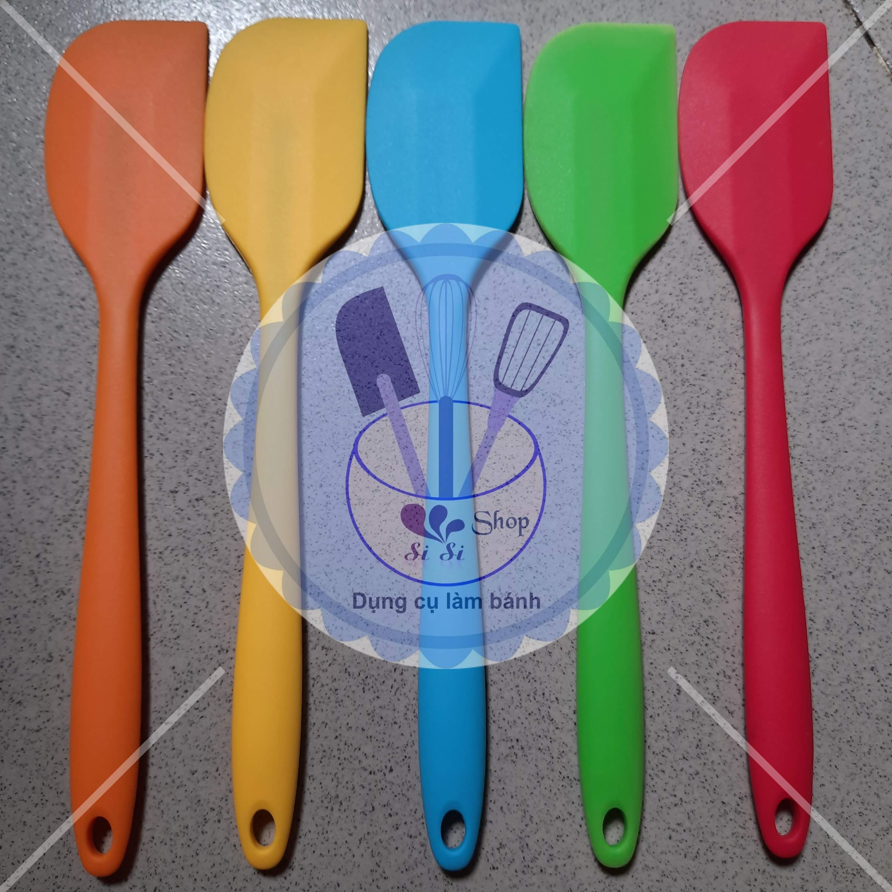 Phới trộn bột silicon cán liền