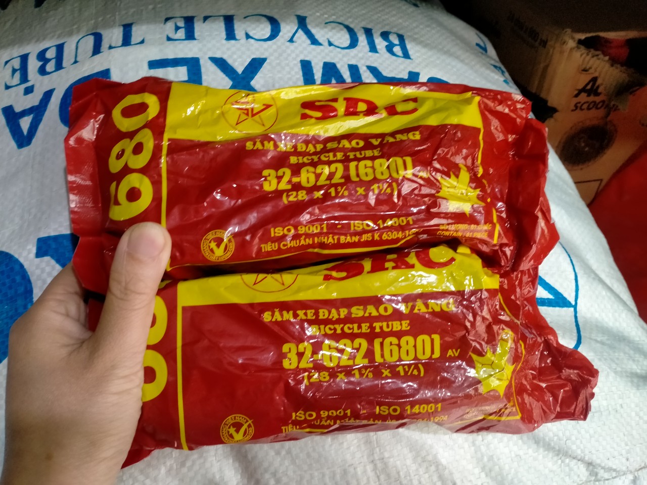 Ruột xe đạp 680 van av sao vàng