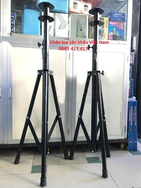 Cặp chân loa sân khấu
