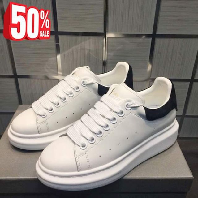 Giày mc queen full hộp + sz nam nữ (36-44) mc queen gót đen mc queen phản quang, đế giày được làm bằng công nghệ tạo lớp kết nối bền chắc chắn