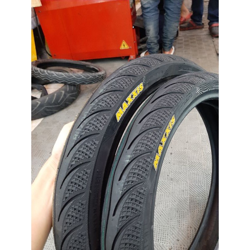 Vỏ maxxis 3d kim cương xe tay ga size 14 " không ruột "