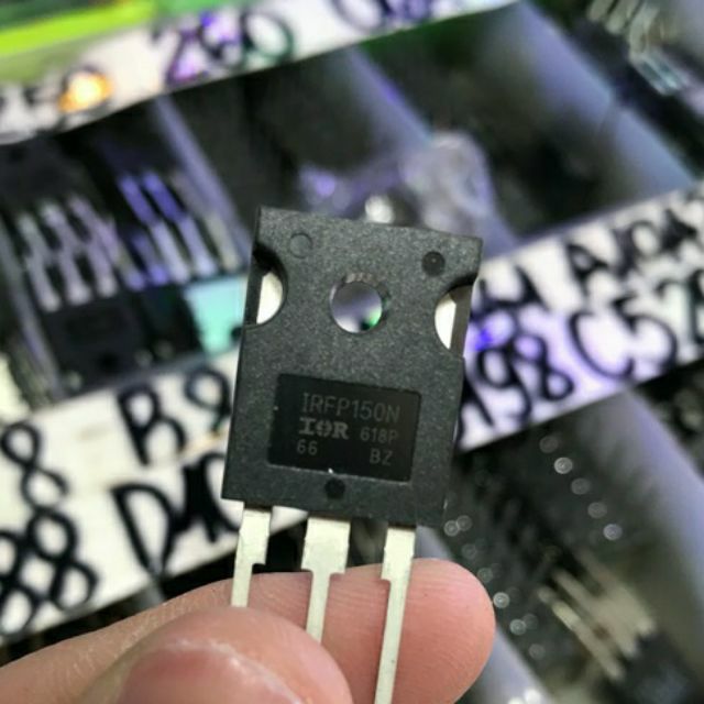 Transistor (sò) Mosfet IRFP150N giá 1c