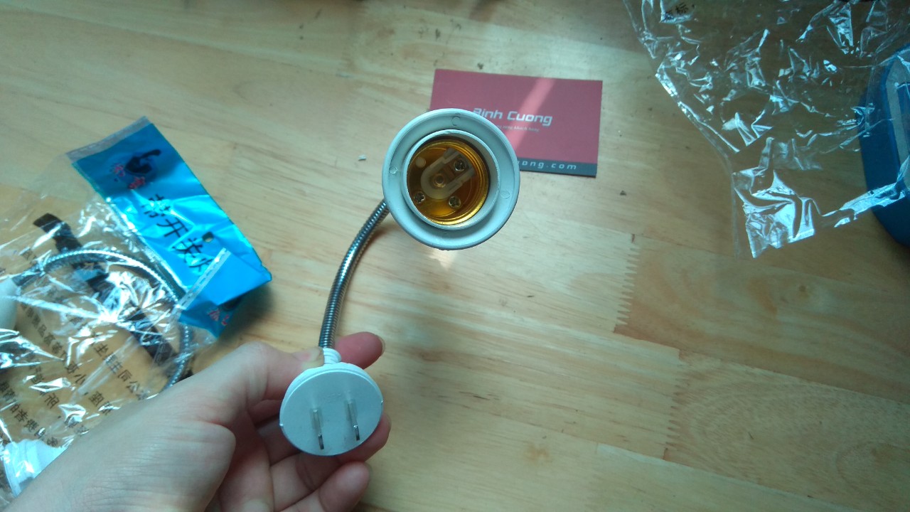 Đui đèn đa năng điều chỉnh có công tắc e27