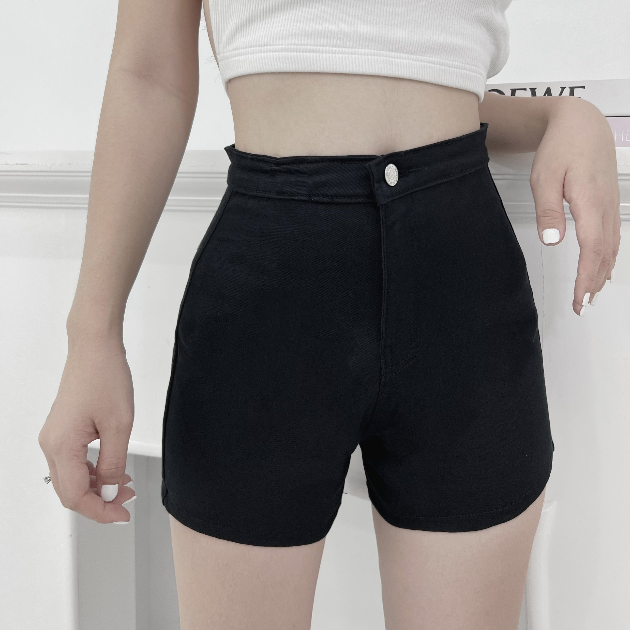 Quần đùi kaki nữ màu đen chất vải co giãn 2 chiều thời trang Jenny - ALQSKK36
