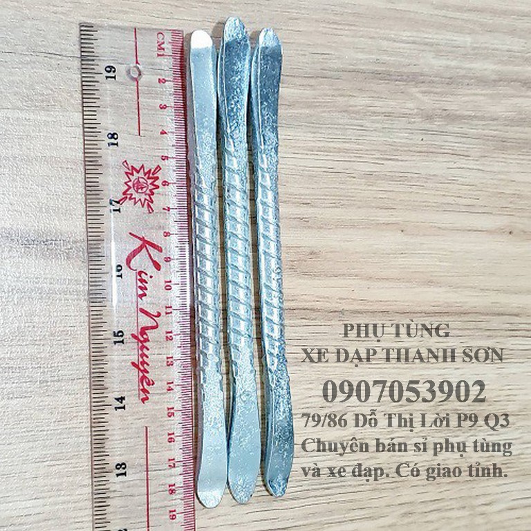 Cây nạy vỏ - móc lốp xe đạp