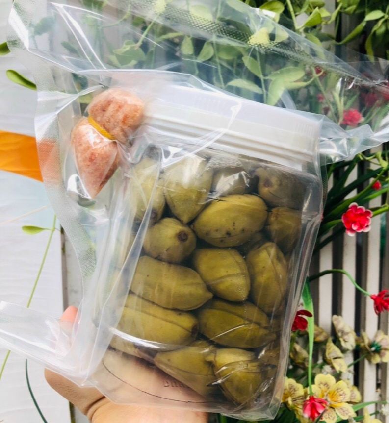 Cà na ngâm chua ngọt hủ 500gr kèm gói muối