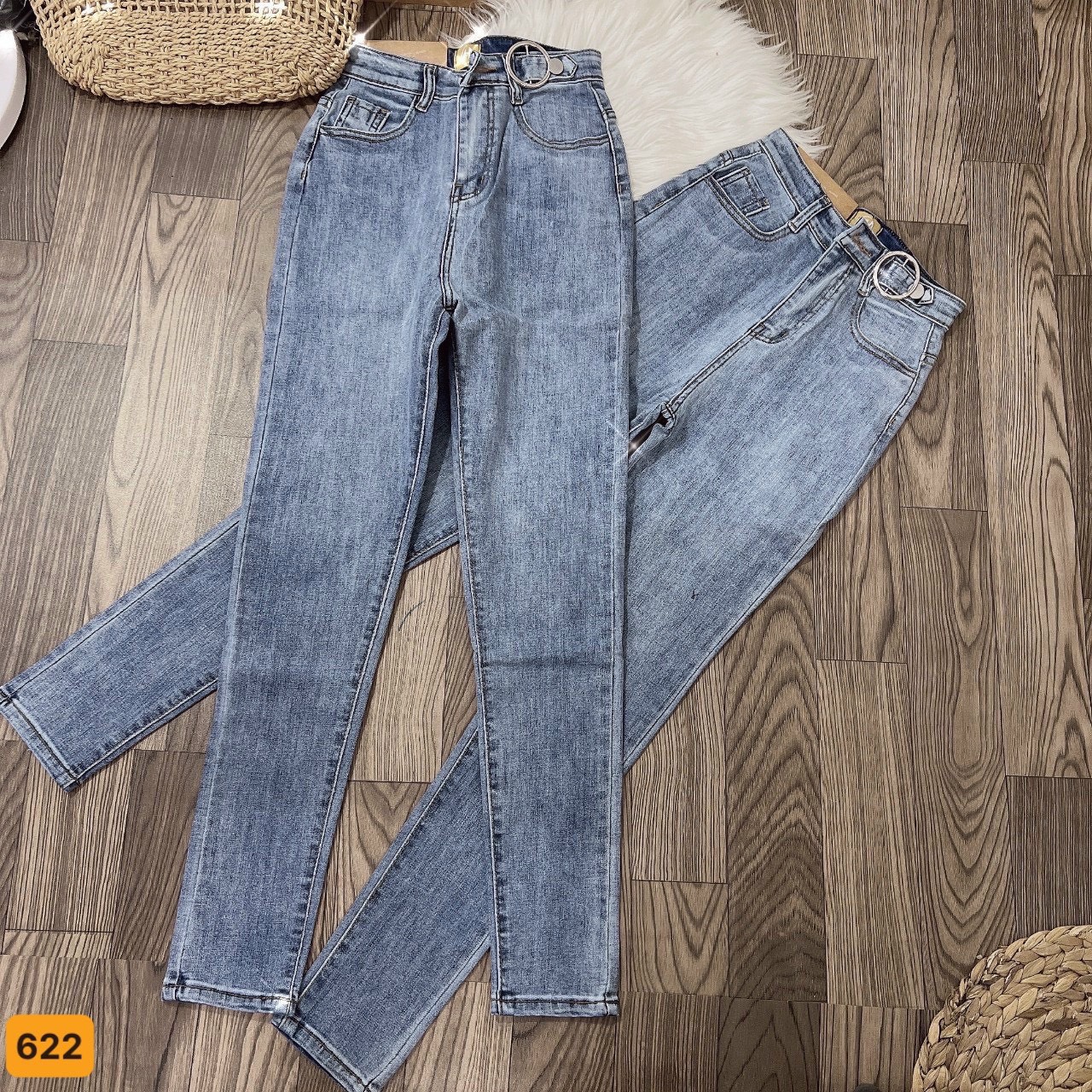 [Hoàn Tiền 15%] Quần jean nữ xanh trơn cao cấp - quần jean nữ ống ôm lưng cao chất liệu denim- xịn xò không nhăn ,không phai màu , quần co giãn tốt , tôn dáng , hàng chuẩn form (full tem mác ) DIỂM NHI SHOP AZX44