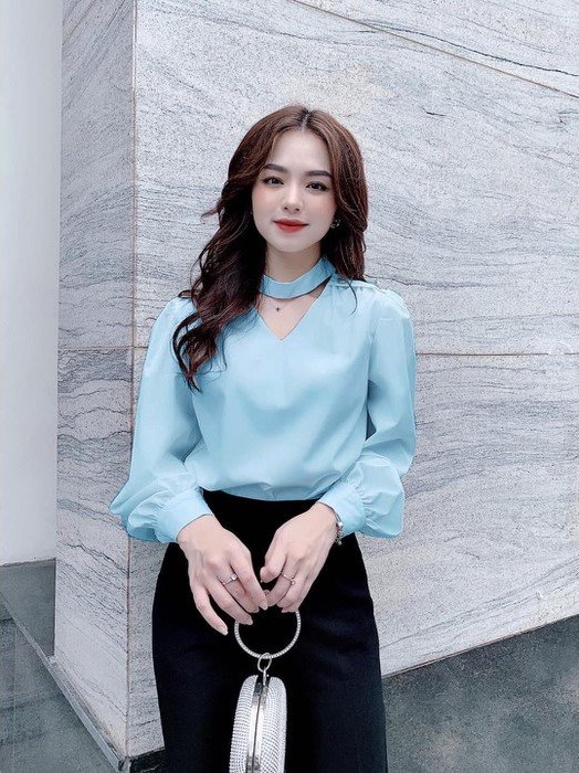 Áo kiểu sơ mi cổ cách điệu phối nút tay dài cách điệu