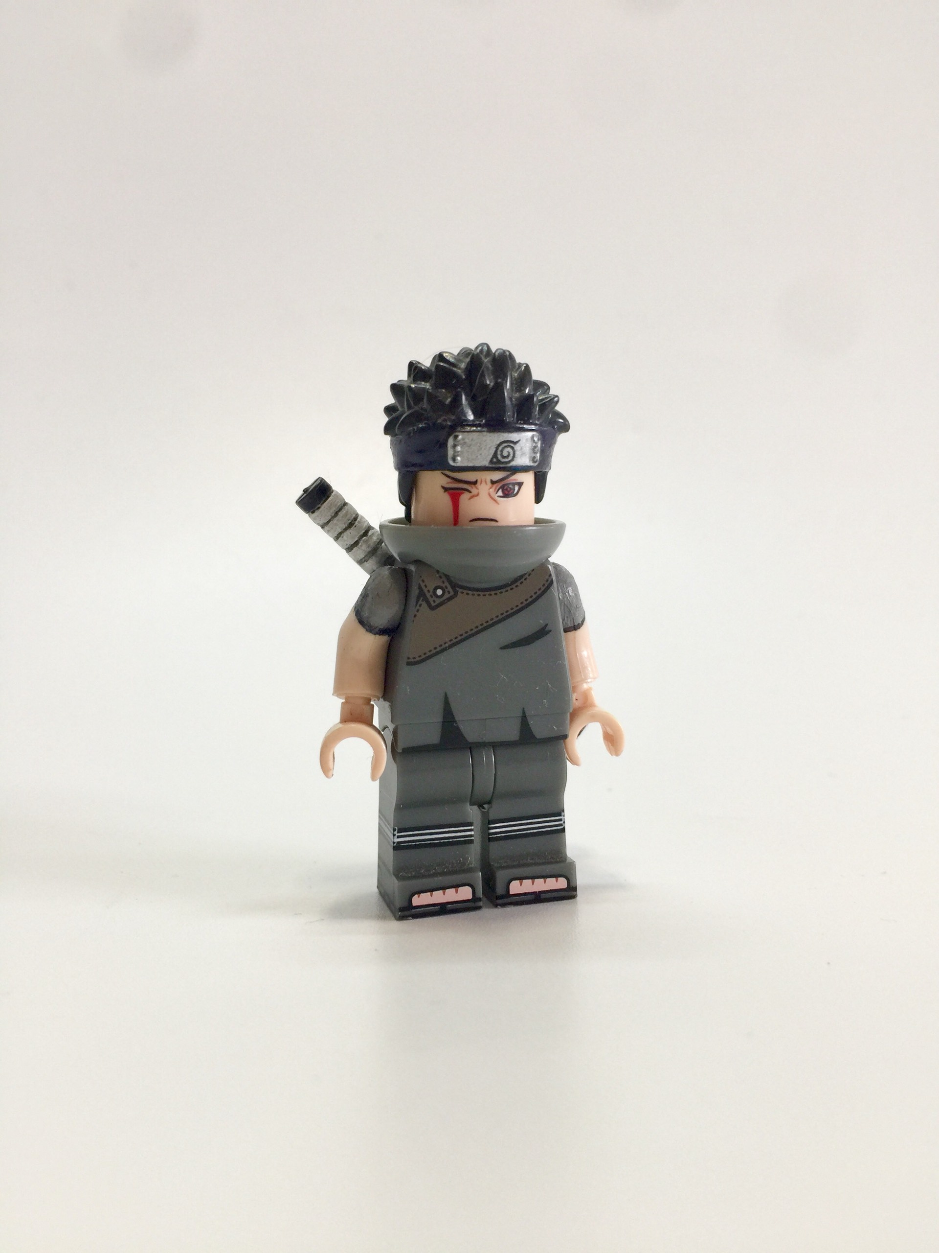 Nhân vật Minifigure Uchiha Shisui kèm phụ kiện vỏ đựng kiếm nam châm và kiếm katana