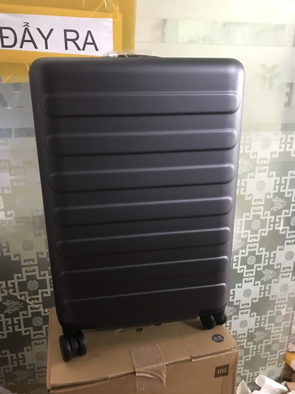 Vali du lịch xiaomi 90 point kích cỡ 20 inch/ 90 point 28 inch /vali du lịch xiaomi 90 point luggage 24 inch màu trắng
