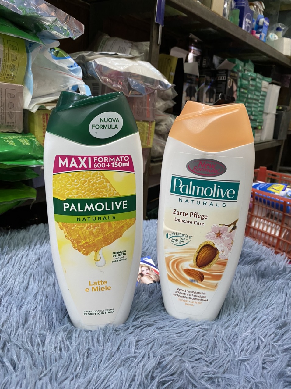 Sữa Tắm Trắng Da Hương Nước Hoa Palmolive Naturals 750ml