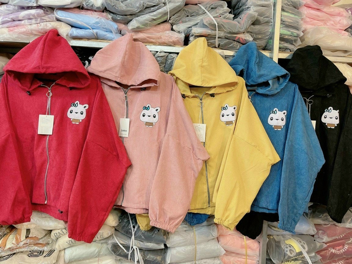 Áo khoác nữ - Áo khoác nhung logo thêu đẹp, trẻ trung bán lẻ giá sỉ hình thật size dưới 75 ký