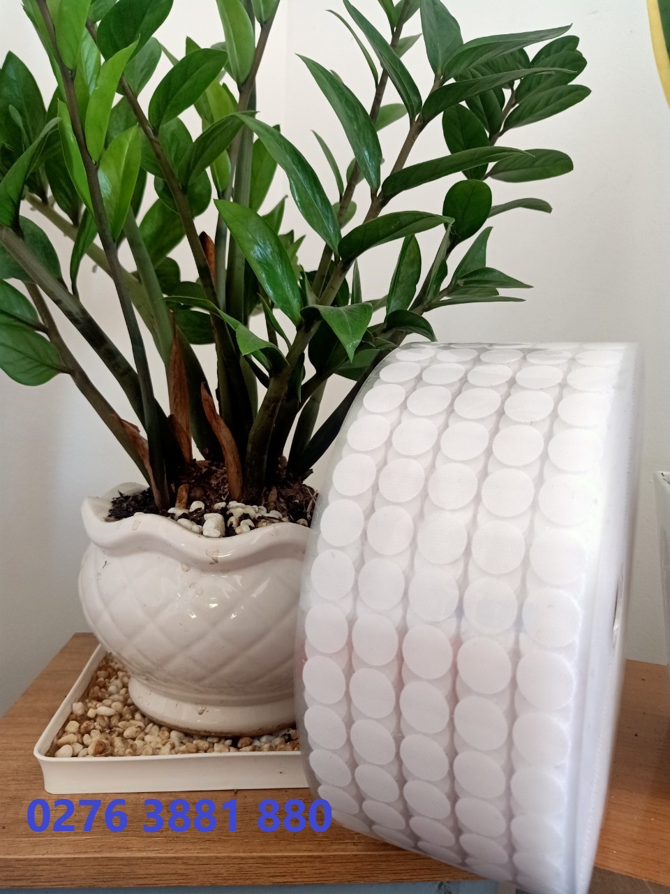 Velcro Tròn, Băng gai dính, khóa nhám,có sẵn keo dán, rộng 2.5cm 50set.