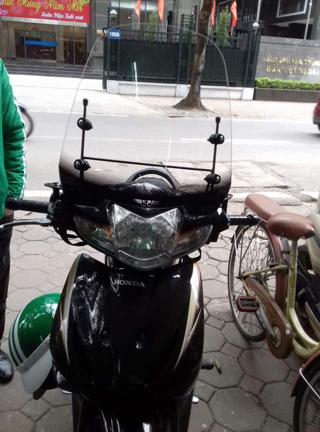 Kính chắn gió xe máy Honda Wave S