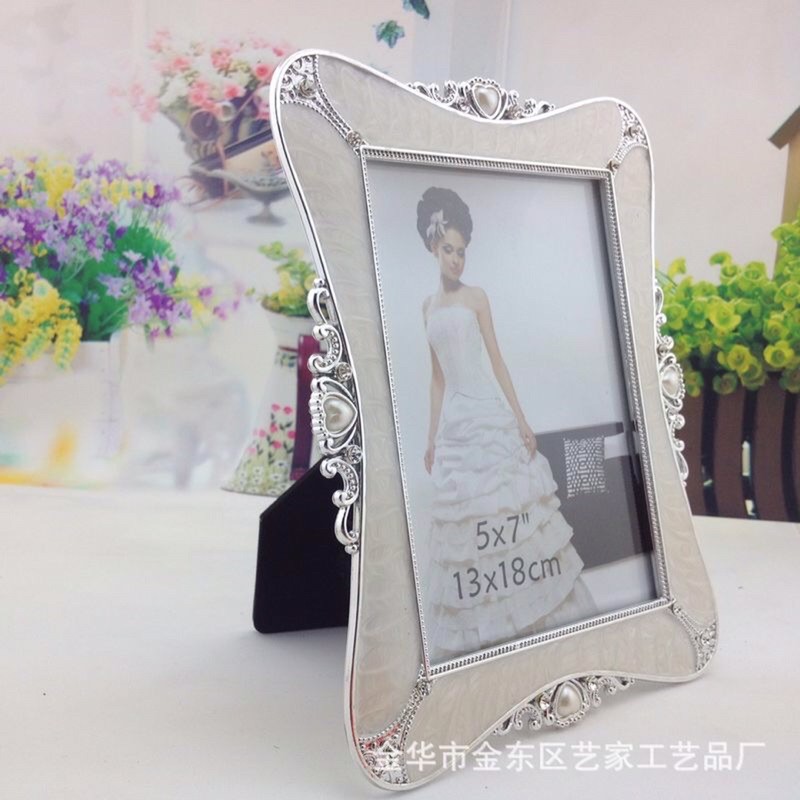 Khung ảnh để bàn phong cách retro