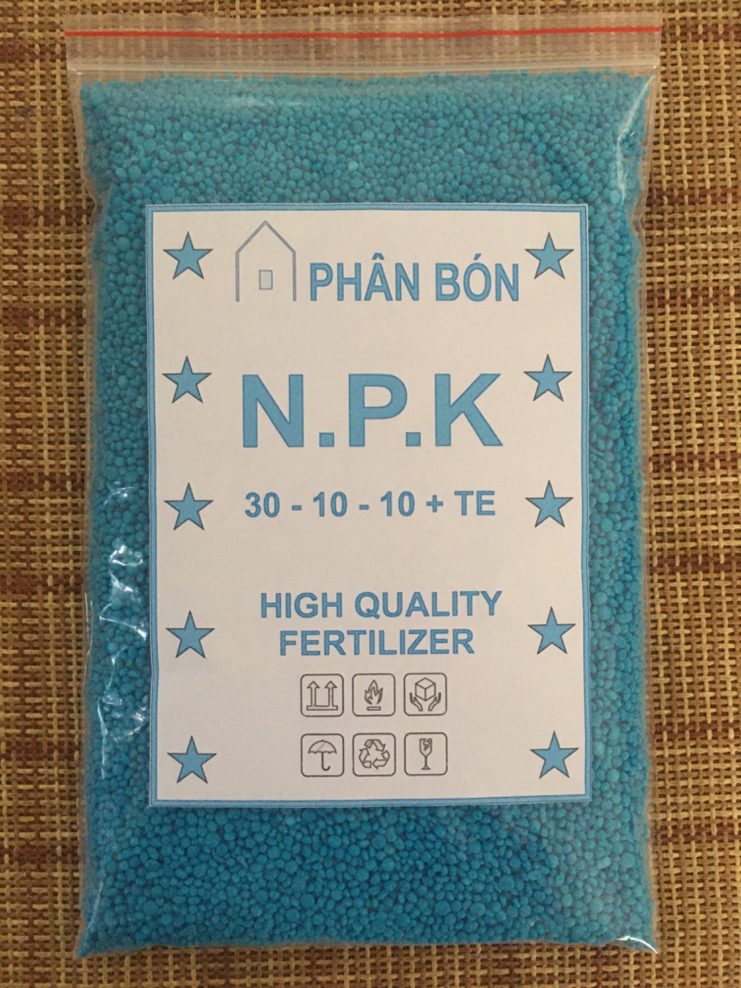 1 kg phân bón NPK Phú Mỹ.  công thức 30+10+10+TE kích cây đâm chồi đẻ nhánh