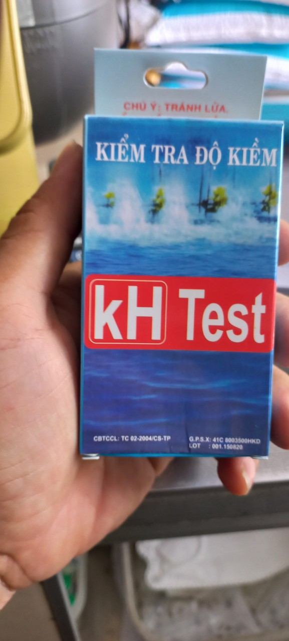 Đo kiềm trong ao nuôi tôm , cá