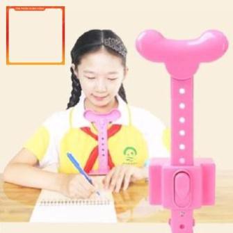 [Đỡ cằm chống cận cho học sinh