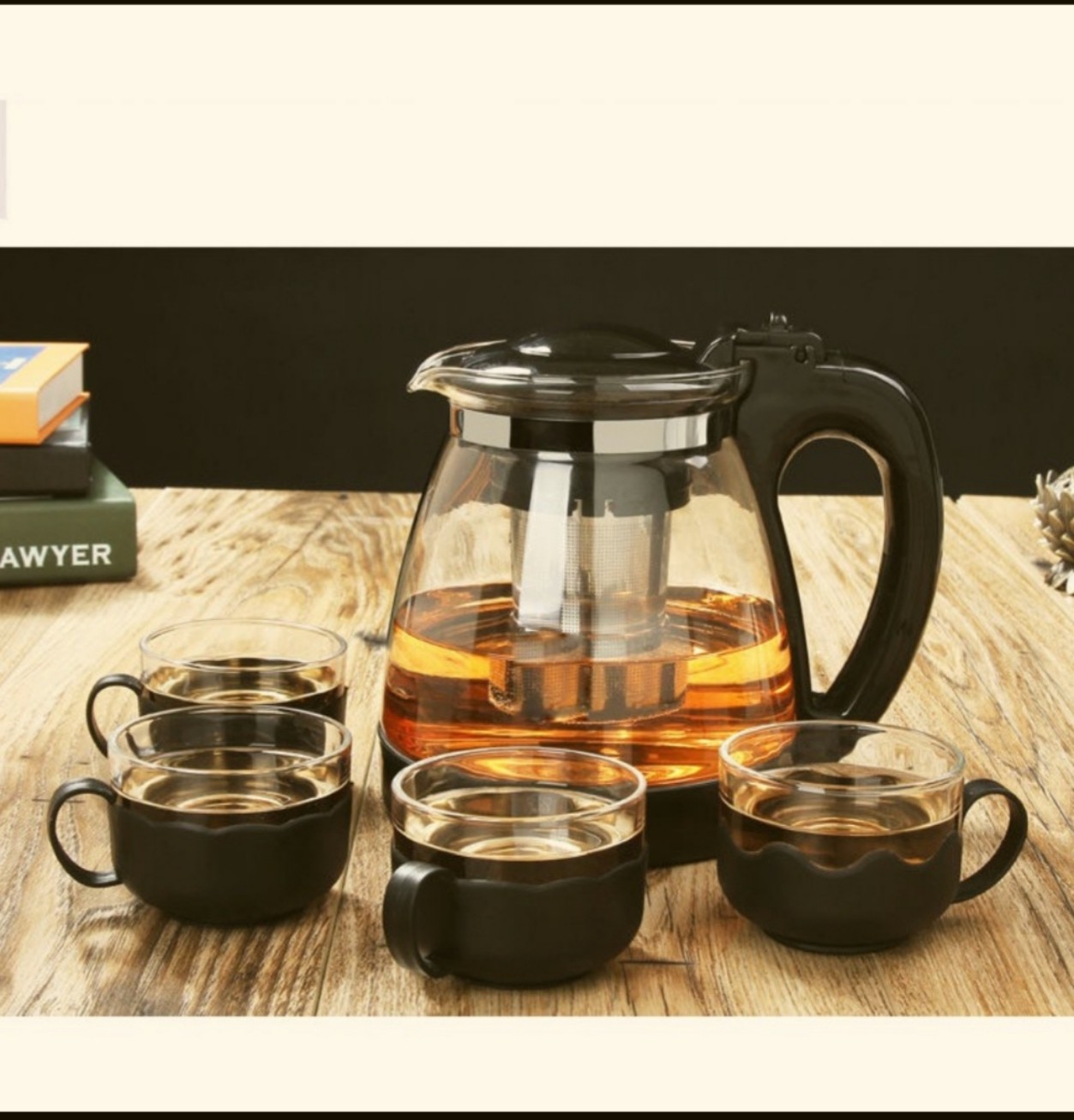 BỘ BÌNH TRÀ CAO CẤP TẶNG KÈM 4 LY THỦY TINH