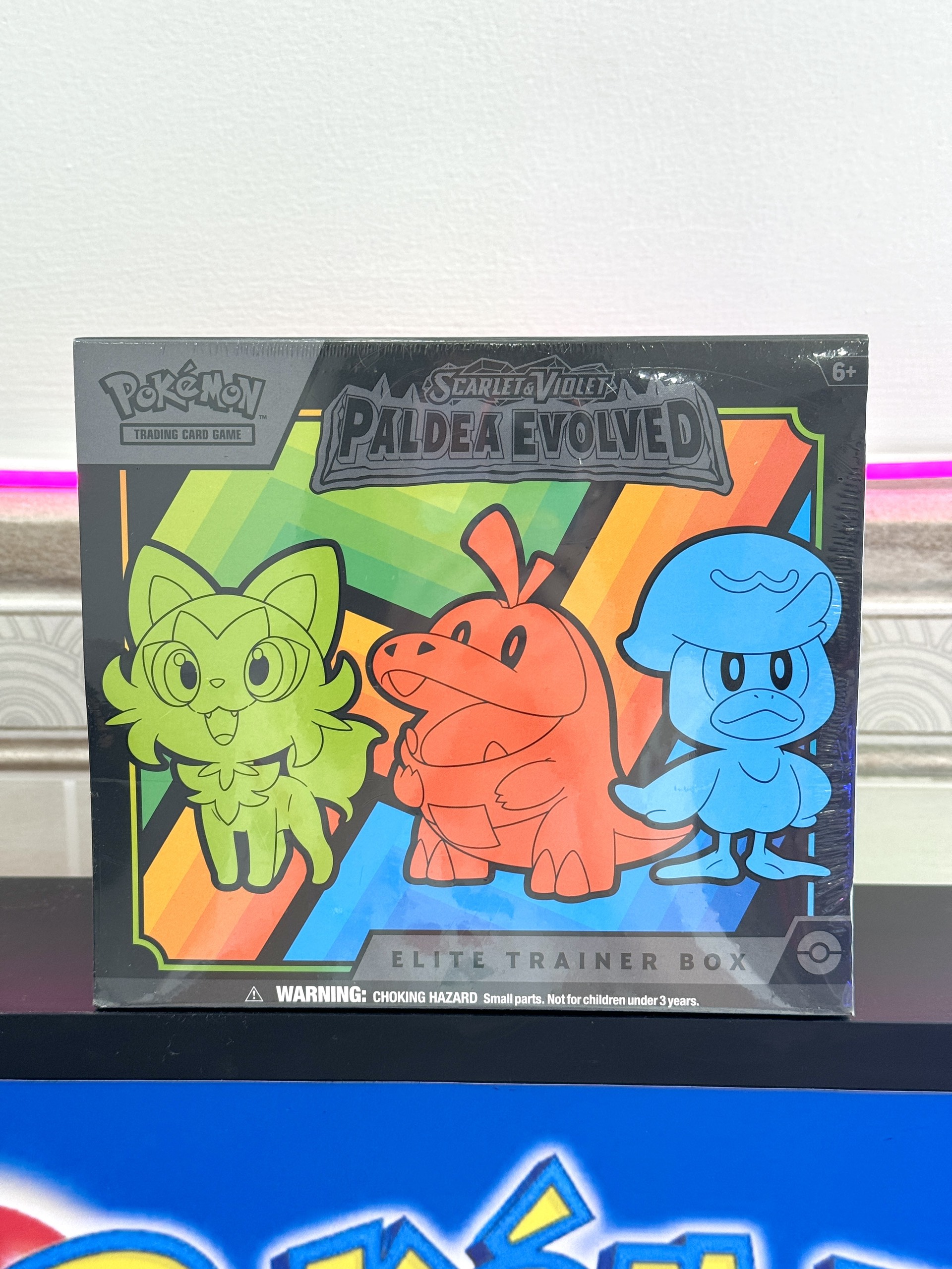 Thẻ Pokemon TCG: Scarlet & Violet - Paldea Evolved Elite Trainer Box