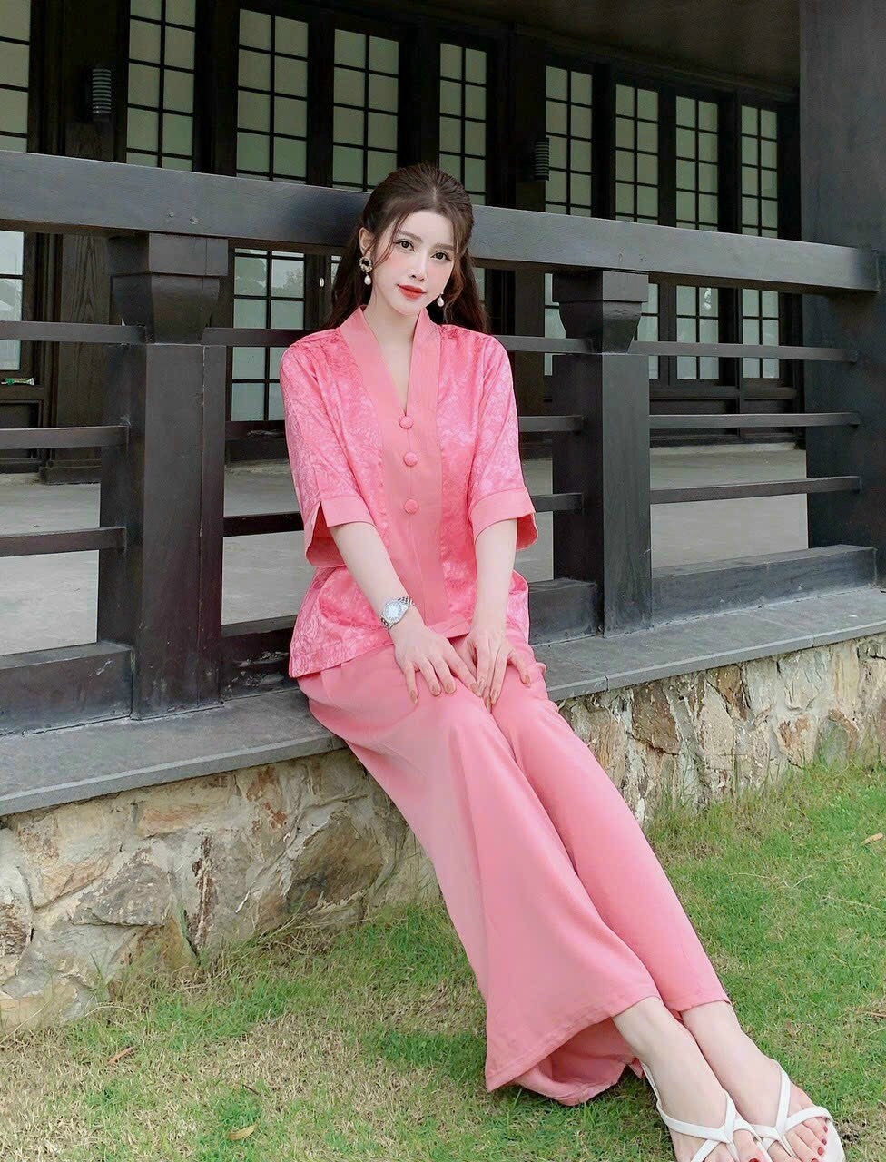 Bộ bà lai lụa phối gấm