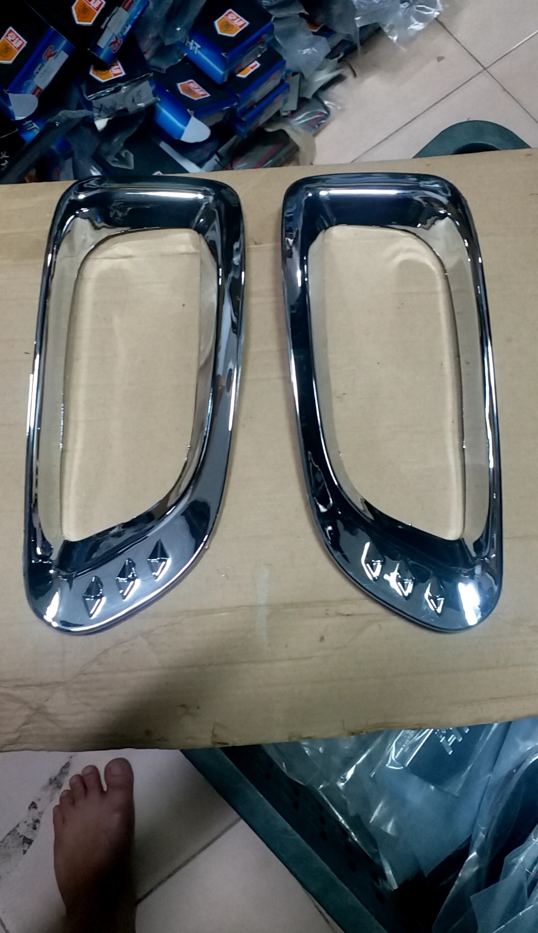 Bộ ốp viền gầm xe innova 2008-2011