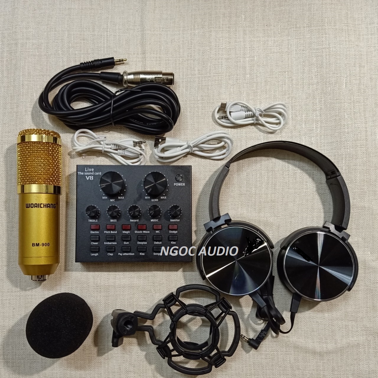Combo sound card v8 bluetooth và mic bm900 live stream thu âm