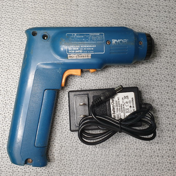 Máy vặn vít Ryobi BD-360R, dùng pin 3.6V, nội địa Nhật.