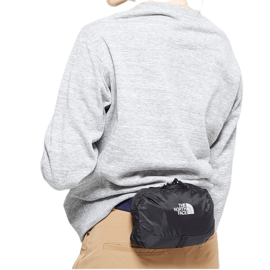 Túi đeo chéo gấp gọn The North Face Flyweight Hip Pouch thời trang