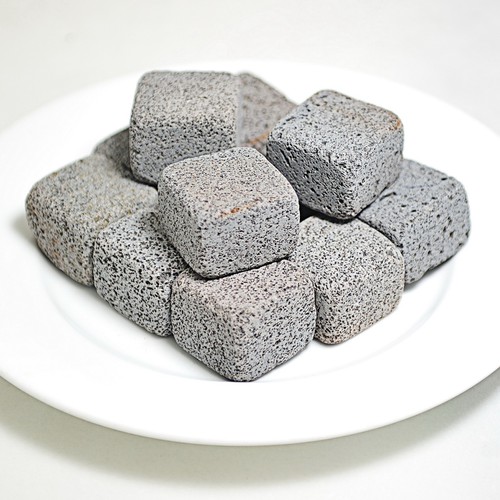 [HCM]Đá cụôi nướng thịt loại 1kg/ Ưu điểm của phương pháp sử dụng đá nướng thịt này là: thực phẩm sẽ được làm chín đều