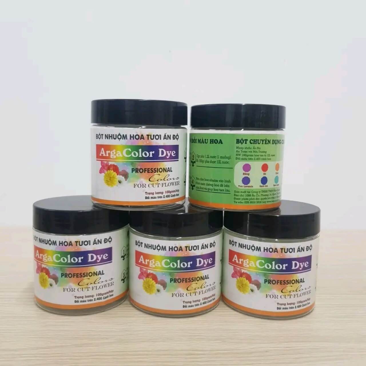 Bột Nhuộm Hoa Tươi Nhập Khẩu giúp đổi màu hoa cắt cành tại vựa sỉ hoa