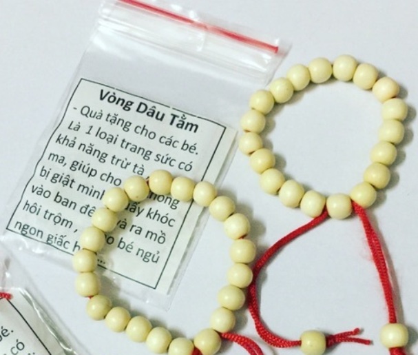 Giá rẻ Combo 2 Vòng dâu tằm gốc cho bé yêu của mẹ, quà cho bé, quà cho mẹ, vòng tay cho bé