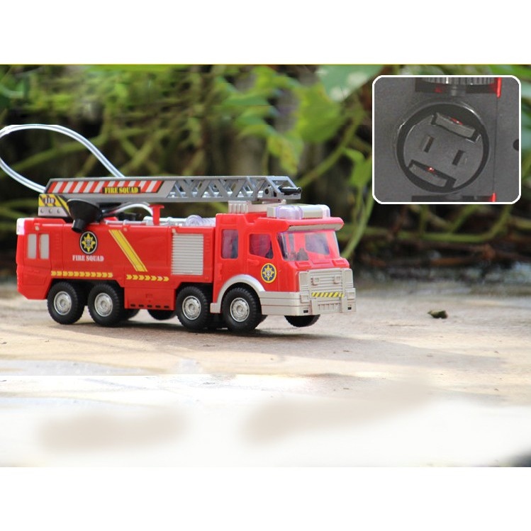 Đồ Chơi Xe CỨU HỎA Phun Nước Thông Minh Cho Bé - Quà Tặng Xe Chạy Pin Xịt Nước - Size To 25Cm