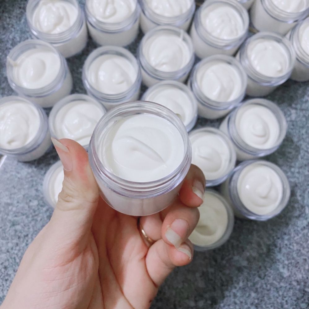 kem tẩy thâm body mạnh