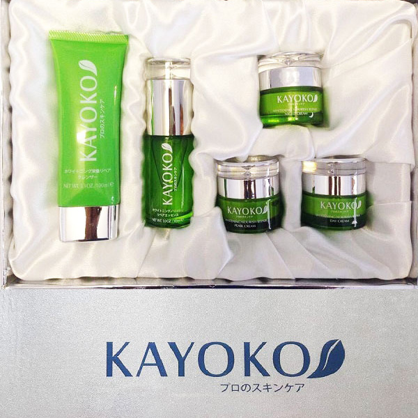 Bộ mỹ phẩm Kayoko 5in1 [ Mua 1 tặng 1] ( tặng máy massage ) xóa mờ nám da, tàn nhang – Nhật Bản Tổng Kho MiMi